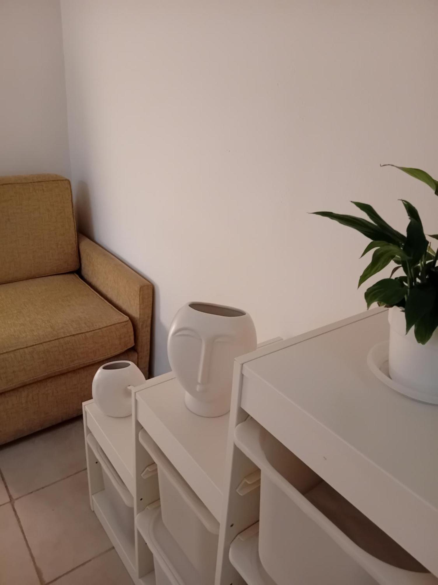 Vestige Basement Apartment Афины Экстерьер фото